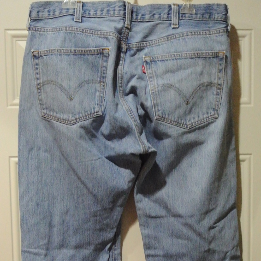 Mens LEVI 501 Button Fly Jeans - Picture 3 of 5